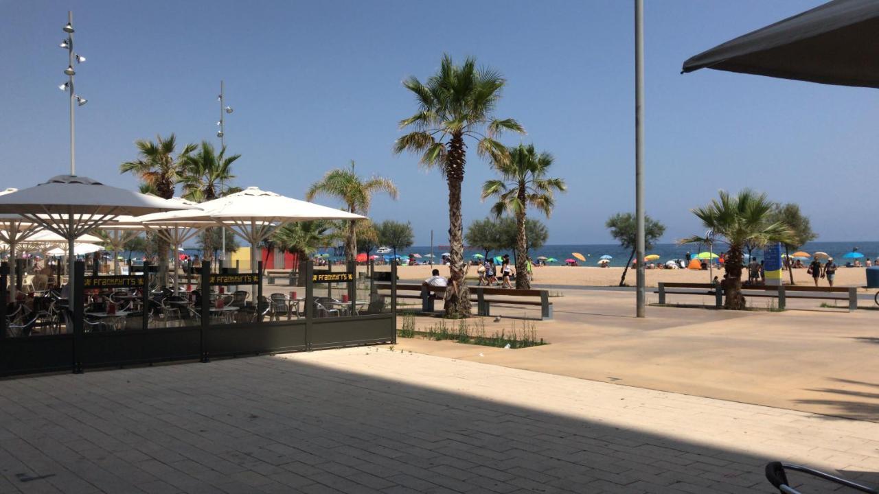 Hospedaje Dado De Baja Badalona Eksteriør bilde