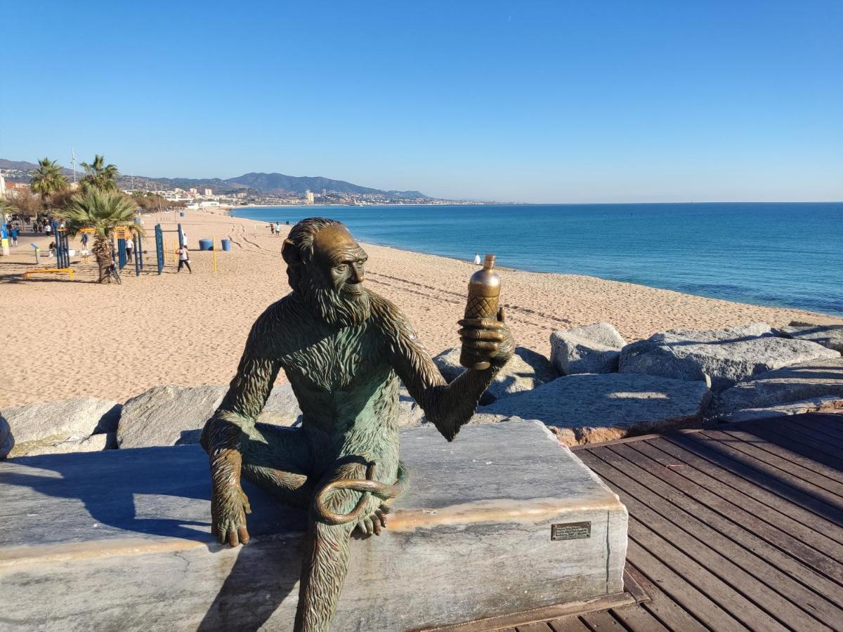 Hospedaje Dado De Baja Badalona Eksteriør bilde